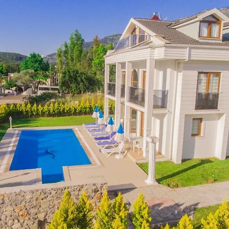 Silver Sami Villa, Oezel Havuzlu, Fethiye, فتحية