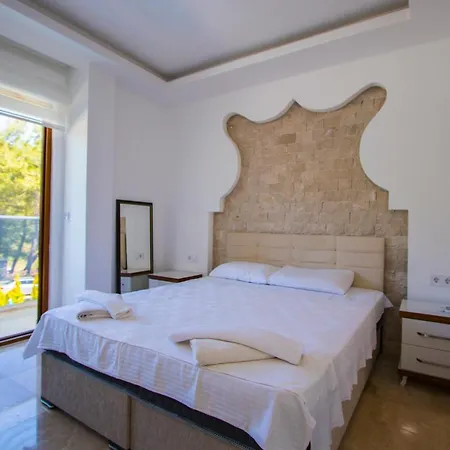 Silver Sami Villa, Oezel Havuzlu, Fethiye, וילה