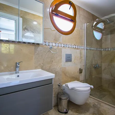 Silver Sami Villa, Oezel Havuzlu, Fethiye, فتحية